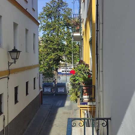 Vive Triana Apartment Seville Exterior photo